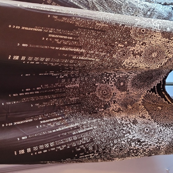 Open Front Maxi Kaftan - Picture 3 of 5